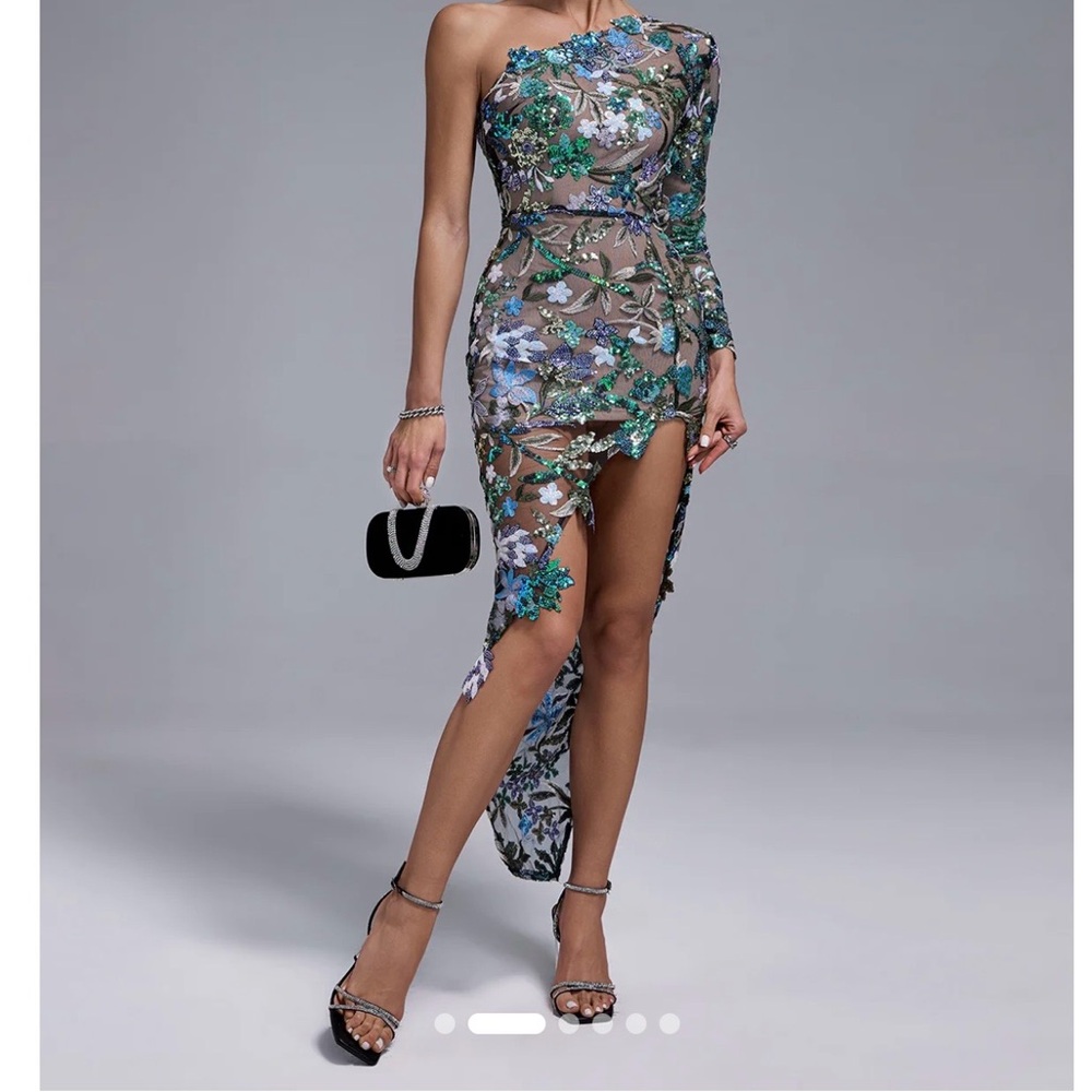 Chic Asymmetrical Floral Dress